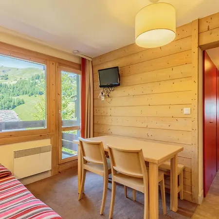 Apartment Lumineux Avec Balcon, Wi-fi & Piscine Chauffee A Plagne 1800 - Fr-1-351-173 *